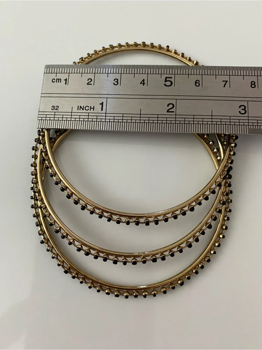 N/A elegant gold
